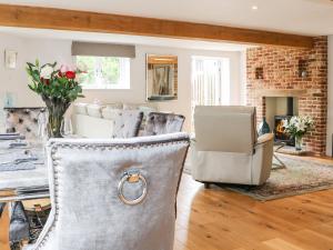 A seating area at 2 Great Tangley Barns