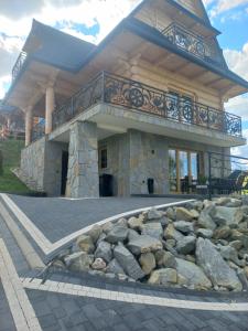 Budova, v ktorej sa vila nachádza
