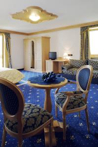 Posedenie v ubytovaní Hotel Almazzago