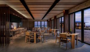 Restaurace v ubytování Alila Kothaifaru Maldives
