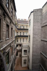Budova, v ktorej sa apartmán nachádza