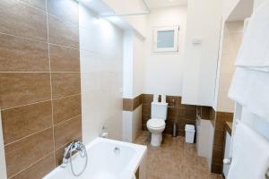 Kúpeľňa v ubytovaní Newly refurbished home at superb location