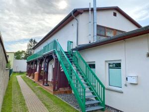 Das Gebäude in dem sich die Ferienwohnung befindet