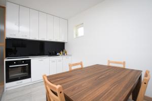 Kuchyň nebo kuchyňský kout v ubytování Zanes Apartment