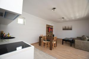 Posezení v ubytování Zanes Apartment