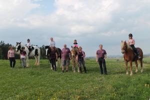 Goście zatrzymujący się w obiekcie Desl´s little farm