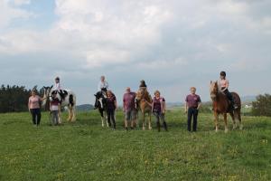 Goście zatrzymujący się w obiekcie Desl´s little farm