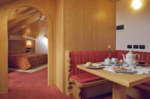 Posedenie v ubytovaní Hotel Almazzago