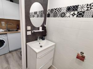 Afbeelding uit fotogalerij van Studio Boulouris Panorama in Saint-Raphaël