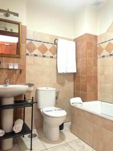 Koupelna v ubytování Hotel Al-Andalus