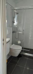 Koupelna v ubytování Apartments Josko Barbat