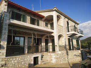 The building in which the holiday home is located