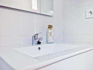 Kylpyhuone majoituspaikassa CASA EN LA PLAYA VALENCIA EL PERELLO