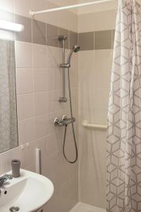 Ένα μπάνιο στο Villa Saint Fort - Résidence Services