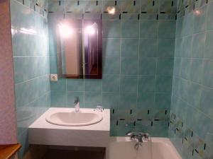 Φωτογραφία από το άλμπουμ του Charmant Gîte Rénové avec Cour Close, 2 Chambres, à Aubepierre-sur-Aube - FR-1-611-52 σε Aubepierre-sur-Aube +2 φωτογραφίες