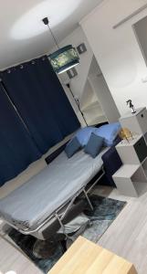 Appartement moderne refait à neuf proximité centre ville et plage的休息区