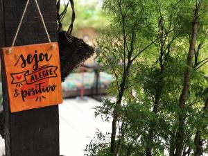 Hostel Lagoa do Sol外面的花园