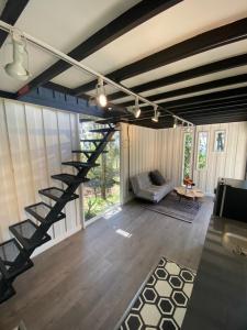 Posezení v ubytování ZIRUMA HOUSE