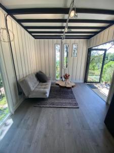 Posezení v ubytování ZIRUMA HOUSE