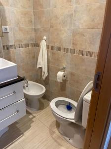 Kúpeľňa v ubytovaní APARTAMENTO ZONA MARINADOR, CERCA A LA PLAYA