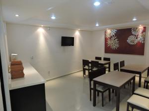 โทรทัศน์และ/หรือระบบความบันเทิงของ Casa Jasave Hotel