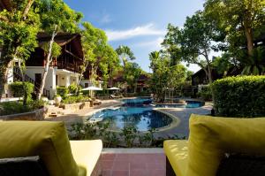Бассейн в The Tubkaak Krabi Boutique Resort или поблизости