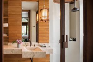 Ванная комната в The Tubkaak Krabi Boutique Resort