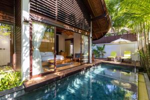 Бассейн в The Tubkaak Krabi Boutique Resort или поблизости