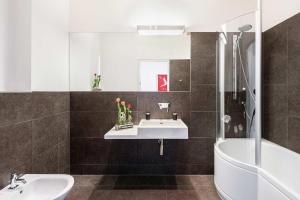 Koupelna v ubytování Emma Apartments-