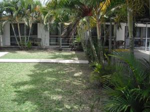 Gallery image of Cool Palms Motel in Mackay