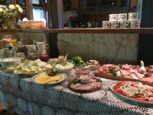 Jedzenie w gospodarstwie agroturystycznym lub w pobliżu