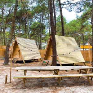 比斯卡罗斯Hoya Surf Camp - Activités + logements的相册照片