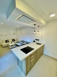 Kuchnia lub aneks kuchenny w obiekcie GATU PREMIUM Alma marinera, Preferente mayores de 21 años y familias