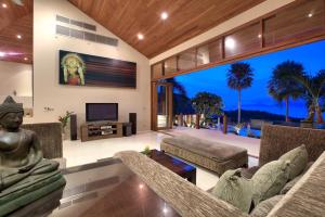 Gallery image of Ban Reemo Luxury Villa in Bophut