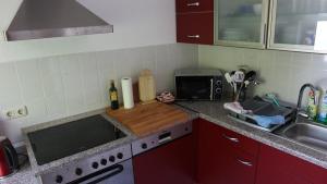 Η κουζίνα ή μικρή κουζίνα στο Ferienwohnung Rosenstadt +10 φωτογραφίες