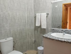 Ванна кімната в Almounia Hotel & Spa