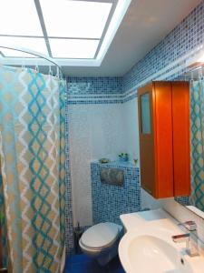 Ванная комната в Yulia Guest House