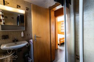 Koupelna v ubytování Chalet Lärchenwinkel, Riederalp Golmenegg + 23 fotografií