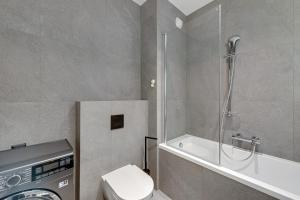 Kúpeľňa v ubytovaní Gdańsk Comfort Apartaments Łąkowa