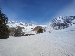 Petit coin de paradis en plein centre de Barèges v zime