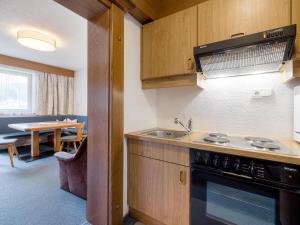 Kuchnia lub aneks kuchenny w obiekcie Apartment Kraxner