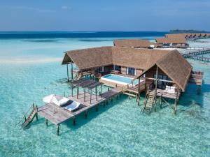 Άποψη από ψηλά του COMO Cocoa Island - Partner Travels FREE for 7 Nights or More