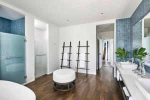 Bagno di COMO Cocoa Island