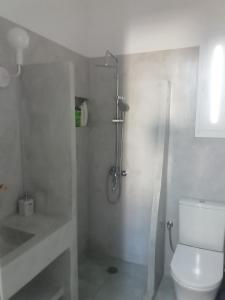 Kúpeľňa v ubytovaní private beachfront house + 11 fotografií