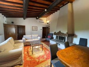Posezení v ubytování Casale La Gora - B&B di charme