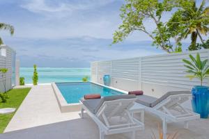 Басейн в Villa Park Sun Island Resort - Complimentary One Way Domestic Transportation for stays of 7 nights and more 01 April to 30 September 2025 або поблизу