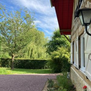 Zdjęcie z galerii obiektu Cottage Normandie w mieście Beaufour