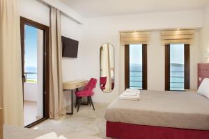 Gallery image of PANORAMA ROOM APARTMENs in Ouranoupoli