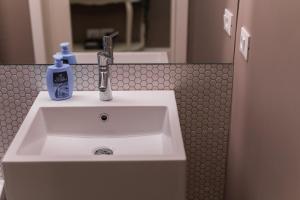 A bathroom at The closest to the Boboli Gardens