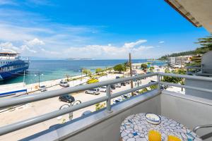 POSSIDON HOTEL tesisinde bir balkon veya teras